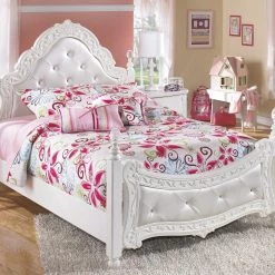 Ashley Beds Exquisite Full Poster Bed