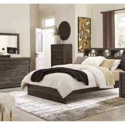 Ashley Bedroom Vay Bay Queen Bed With Dresser & Mirror