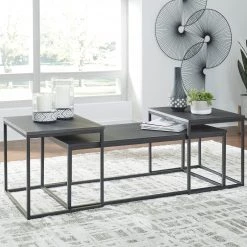 Ashley Yarlow Occasional Table Set (3/CN)