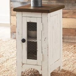 Ashley End Tables Wystfield Chair Side End Table