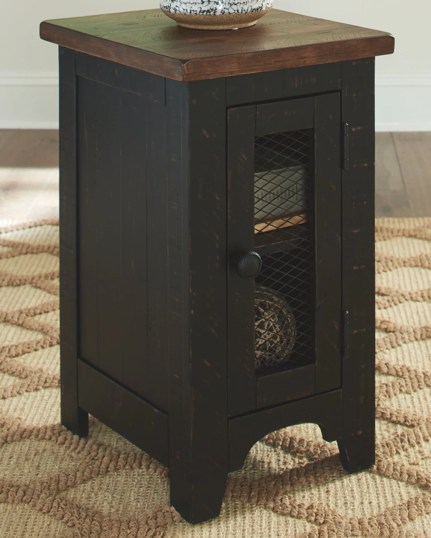 Ashley Valebeck Chair Side End Table End Tables 1 Ashley Valebeck Chair Side End Table End Tables