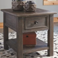 Ashley Wyndahl Rectangular End Table