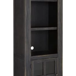 Ashley Gavelston Left Pier Entertainment