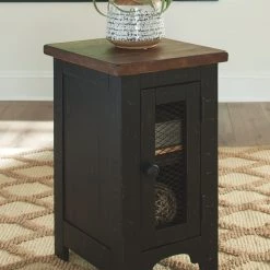 Ashley Valebeck - Black/Brown - Chair Side End Table